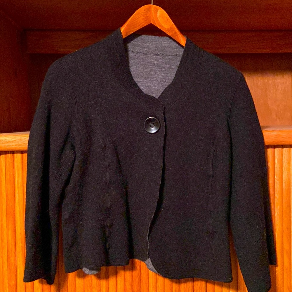 Reversible cropped wool sweater